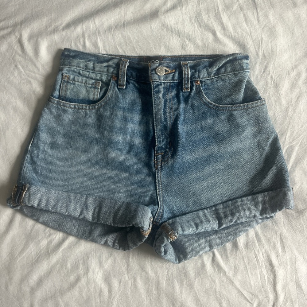 BDG Jean Shorts in size 26